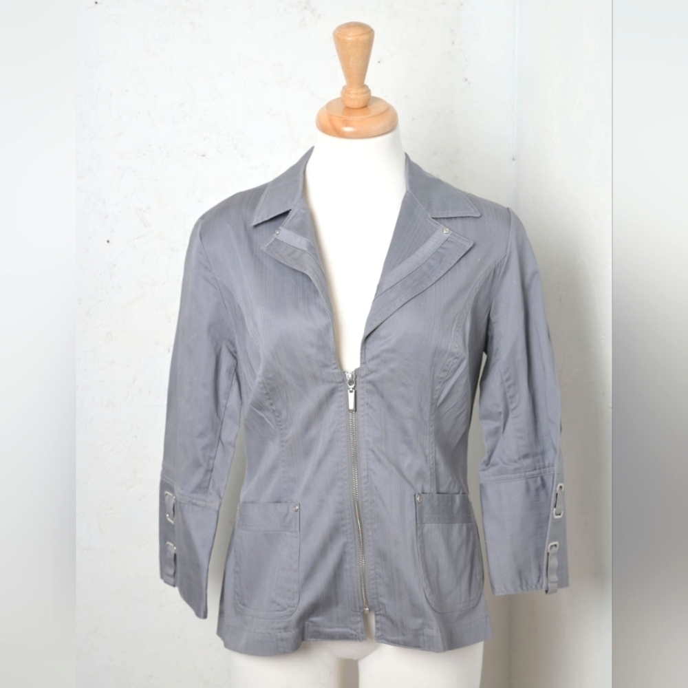 Northern Reflections |Grey v neck light jacket/blazer & woven buckles